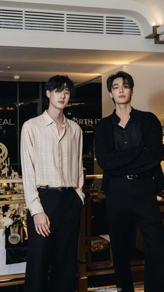 GUYS????? DEWTEE??????😭

#dewtee #dew_jsu #tee_vtp