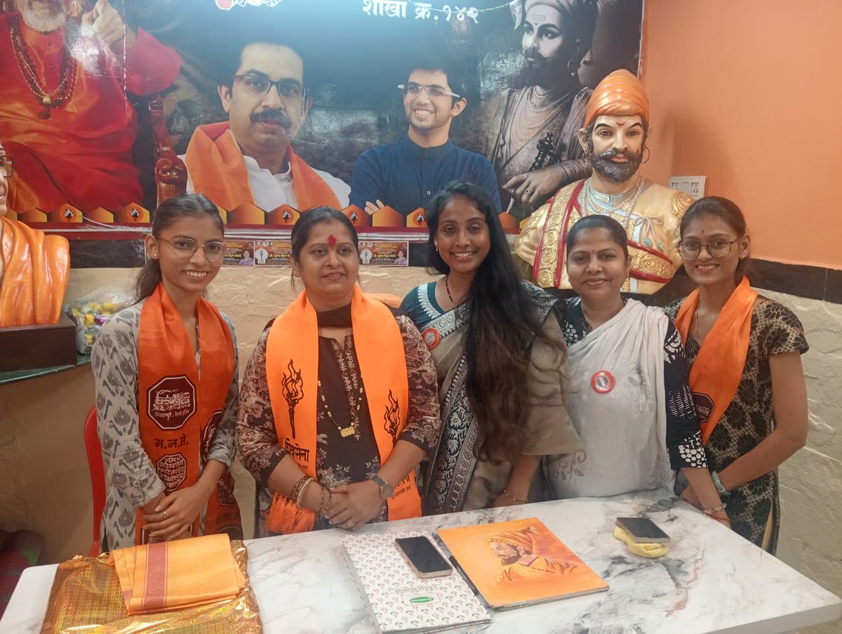 Harshalijohn06's tweet photo. देणार नाही. 

विठ्ठल लोकरे यांच्या प्रेरणेतून मी सज्ज आहे या प्रभागाचा विकास करण्यासाठी, या विकासाच्या लढाईत तुमचा विश्वास आणि आशीर्वाद हाच माझा खरा आधार आहे...

#sunandavithallokare
#ShivSenaUBT
#Ward142
#BMC2026 https://t.co/nIHN8Fp2lg