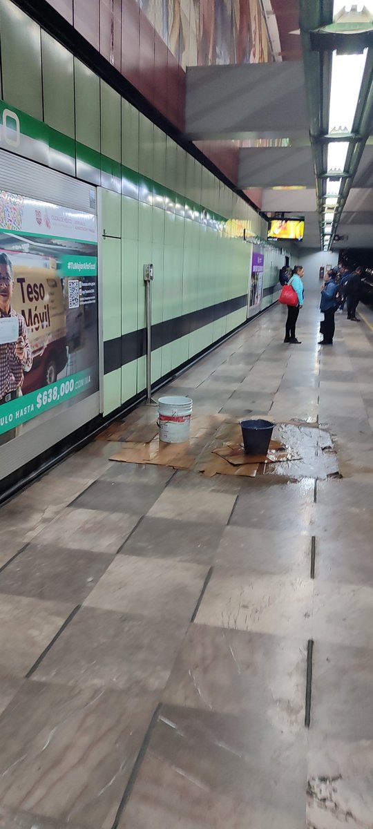 ivangj2011's tweet photo. Chingón el servicio en la #lineaB del @MetroCDMX, ya casi ready para el #Mundial @fifacom_es @FIFAWorldCup @FIFAcom  
Felicidades al @GobCDMX por tan fregón trabajo y en  @ClaraBrugadaM  por el pésimo servicio en el transporte público. Viva la #4T 💩 https://t.co/Ke15kdpfWL
