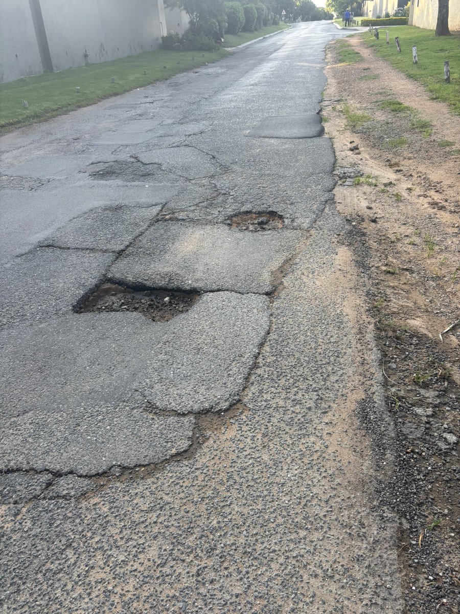 patmdavey's tweet photo. @MyJRA - the potholes in the following streets in Lonehill (on my walk) are becoming a road hazard. Lewis Rd - Turley Rd (from Lewis to Forest Dr) - Dennis Rd  (from Turley to Cheyney) - Cheyney Rd (from Crestwood to Turley) - and then on Witkoppen (Leslie to Main - Easterly) 🙏🏻 https://t.co/x2BukA7At4