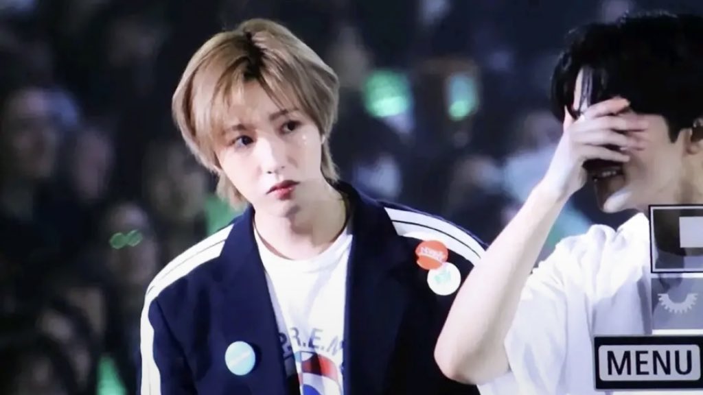 markleeo's tweet image. @Renjunb dalem hati. “Nangis apa nangis boongan.”