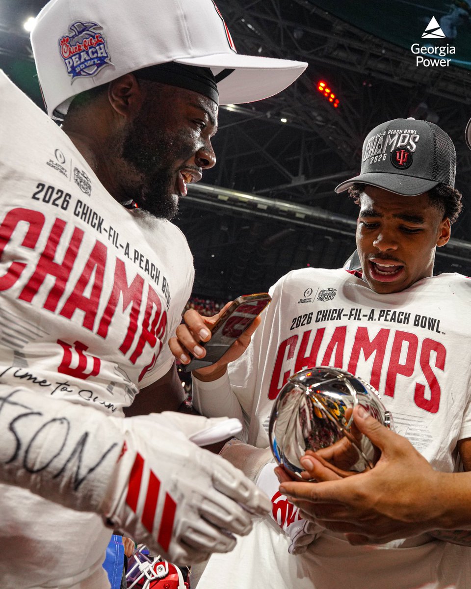 CFAPeachBowl's tweet photo. CHAMPS 🙌

#CFAPeachBowl https://t.co/xN4tSLjoGU