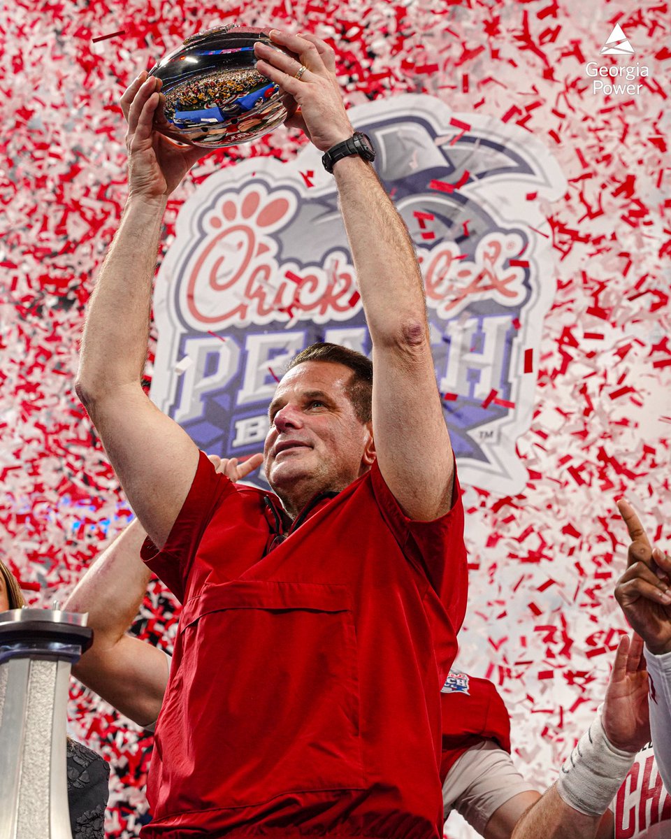 CFAPeachBowl's tweet photo. CHAMPS 🙌

#CFAPeachBowl https://t.co/xN4tSLjoGU