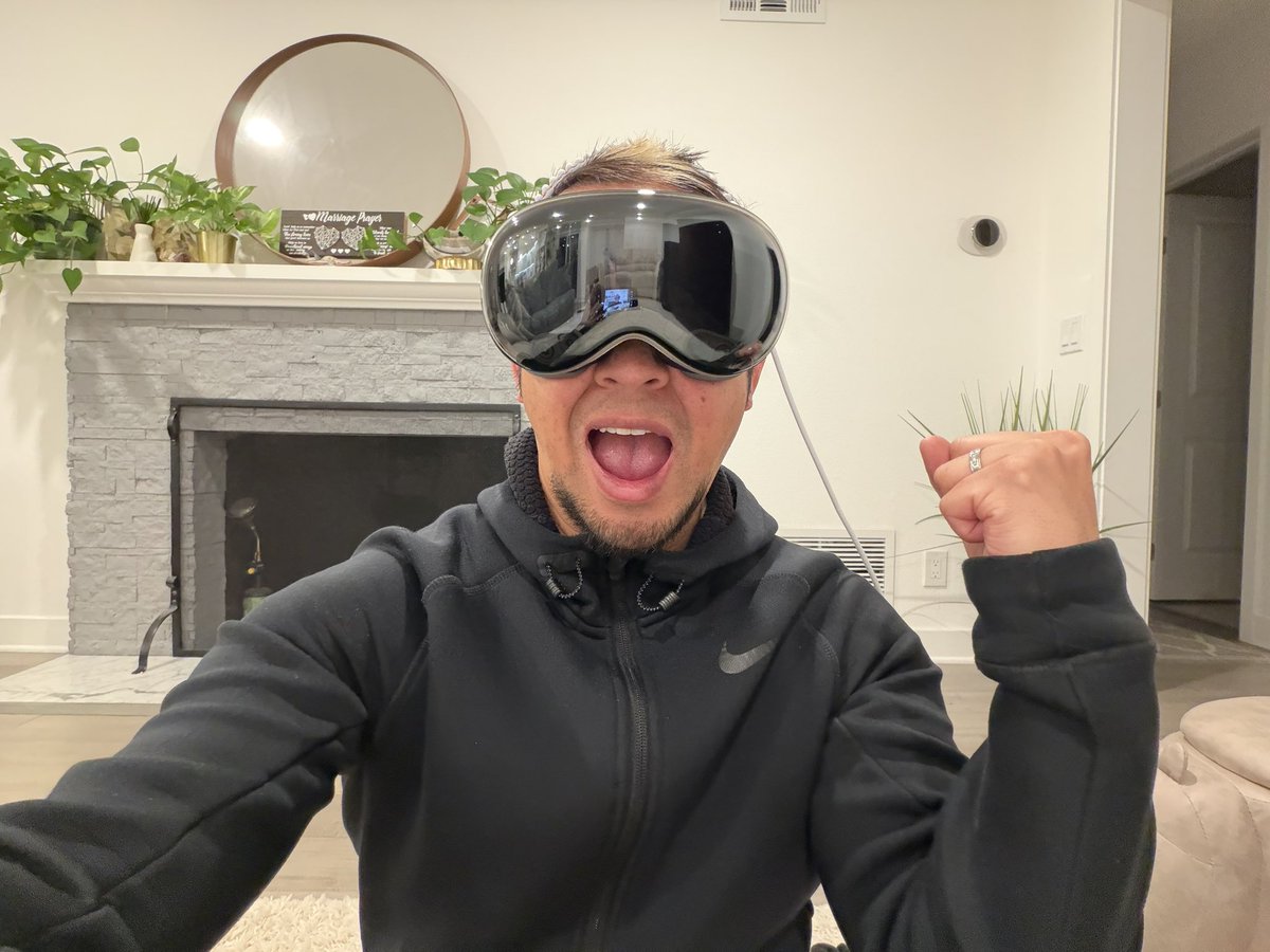 briantong's tweet photo. Just rushed home from CES 2026 and NBA Immersive games on @Apple Vision Pro are UNREAL! This is a killer app. The fidelity, the camera angles and production are unreal. I've tried other platforms live sports and NOTHING comes close to this!  This MUST BE EXPERIENCED to understand how special it is.