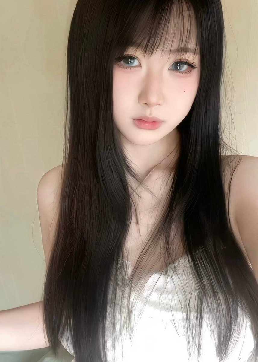 shudslm's tweet photo. 曝光女友
曝光下婊子前任女友 初恋就开始谈了5年还是抵不过新鲜感的富哥  淫荡至极内裤永远是湿的 https://t.co/DAOjymbMx0