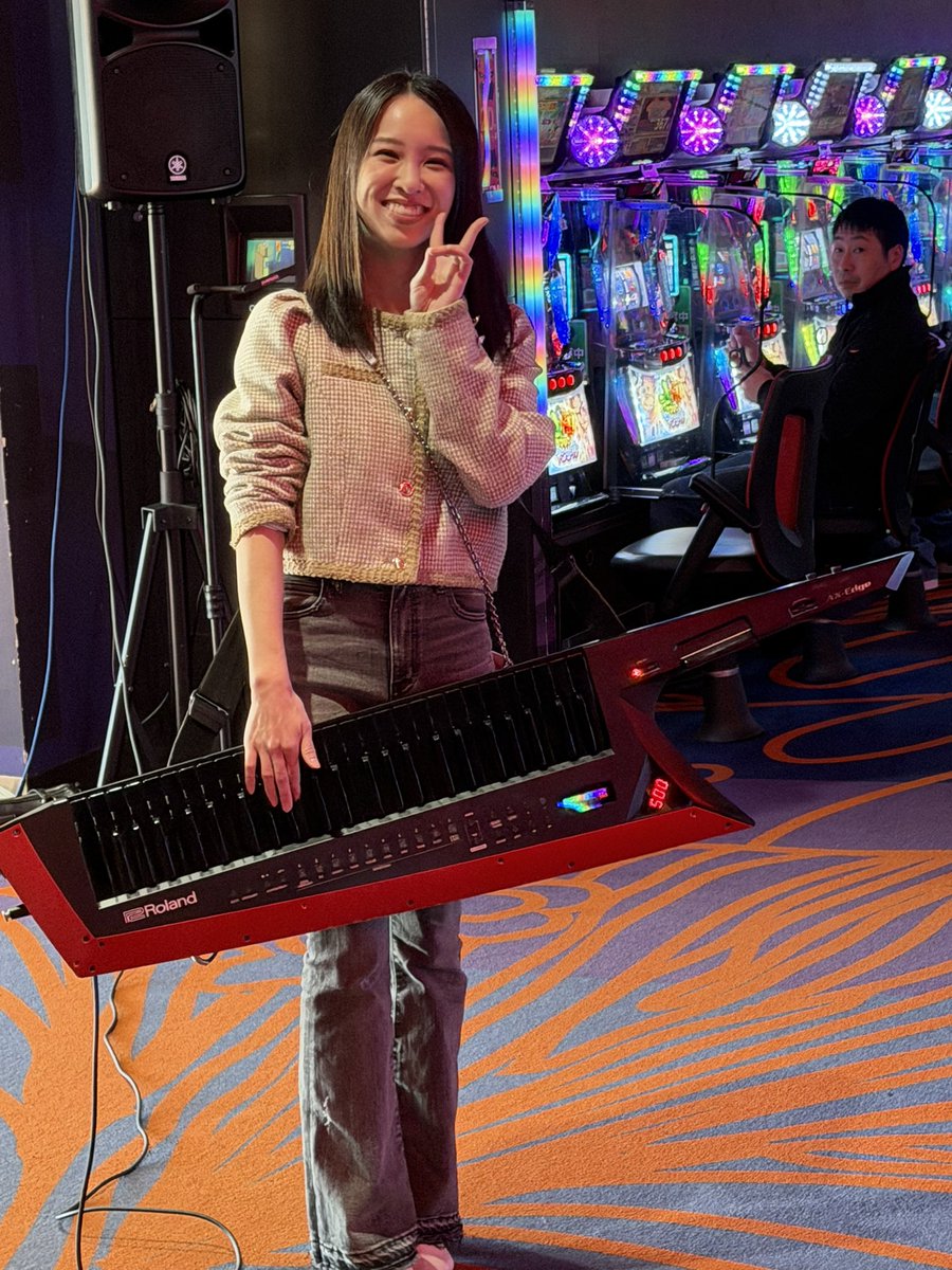 mi_mitras's tweet photo. さくらのーとさんの演奏からのー無想転生チャンスはまさかの成功
感謝感謝🙏✨️
シールも頂いちゃったw https://t.co/2sEipeBm50