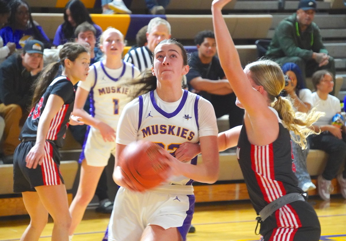 The Muscatine High School girls basketball team pieced together one of its better games of the season Friday night in a 53-41 setback to Clinton.

Ella Maynard had 13 points and Sadie Manjoine finished with 10 for the Muskies. MHS plays Rock Island Alleman on Saturday.