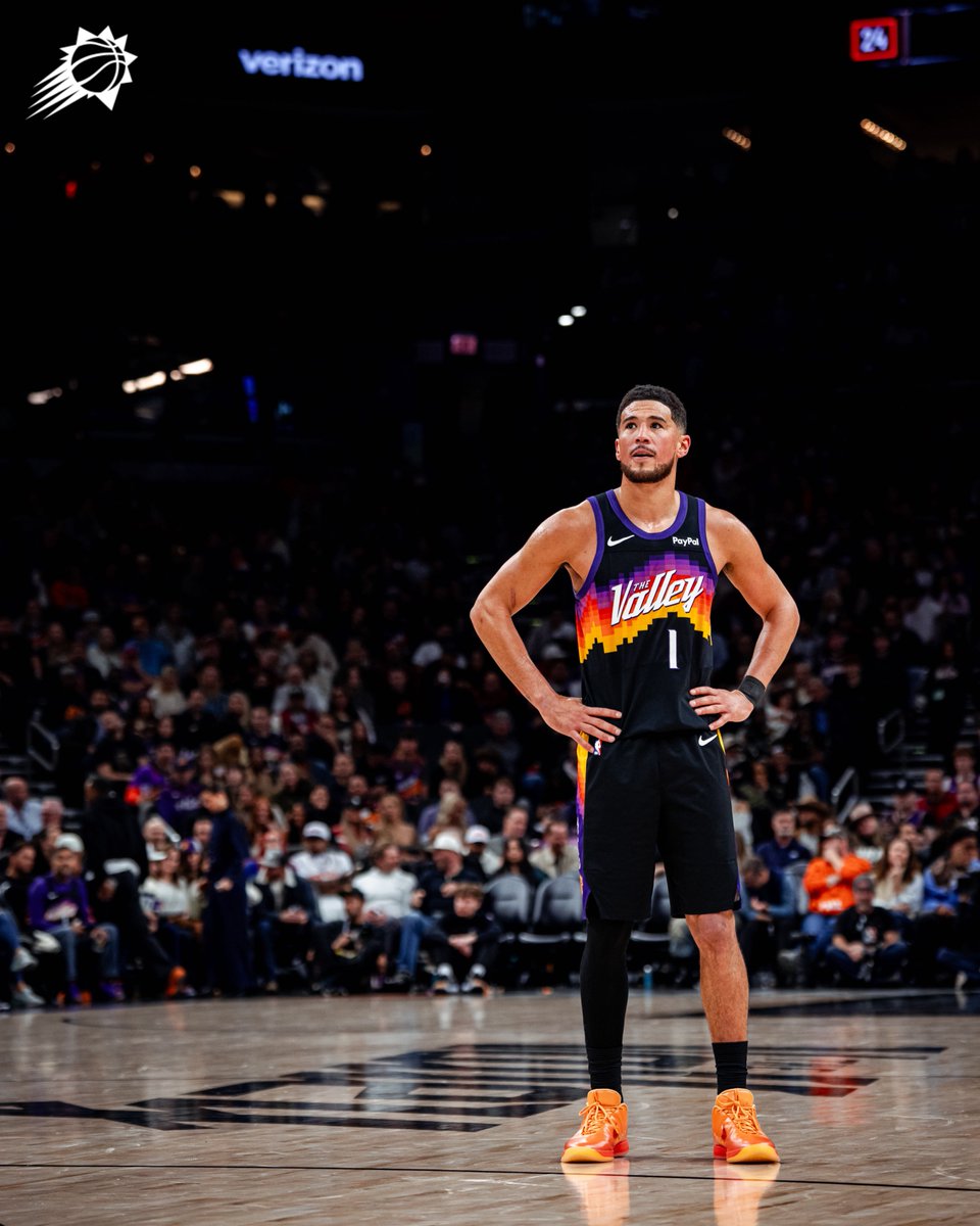 Friday Night's Numbers 🔢
Booker: 31 PTS, 8 AST, 3 REB, 1 STL
Brooks: 27 PTS, 7 REB, 5 AST
O'Neale: 12 PTS, 6 REB, 4 3PM, 1 AST, 1 BLK
Williams: 10 PTS, 5 REB, 2 BLK
Allen: 10 PTS, 3 REB, 1 AST, 1 STL
Dunn: 7 PTS, 5 REB, 3 AST, 1 STL
Goodwin: 7 PTS, 6 REB
Gillespie: 6 PTS, 2 REB, 2 AST