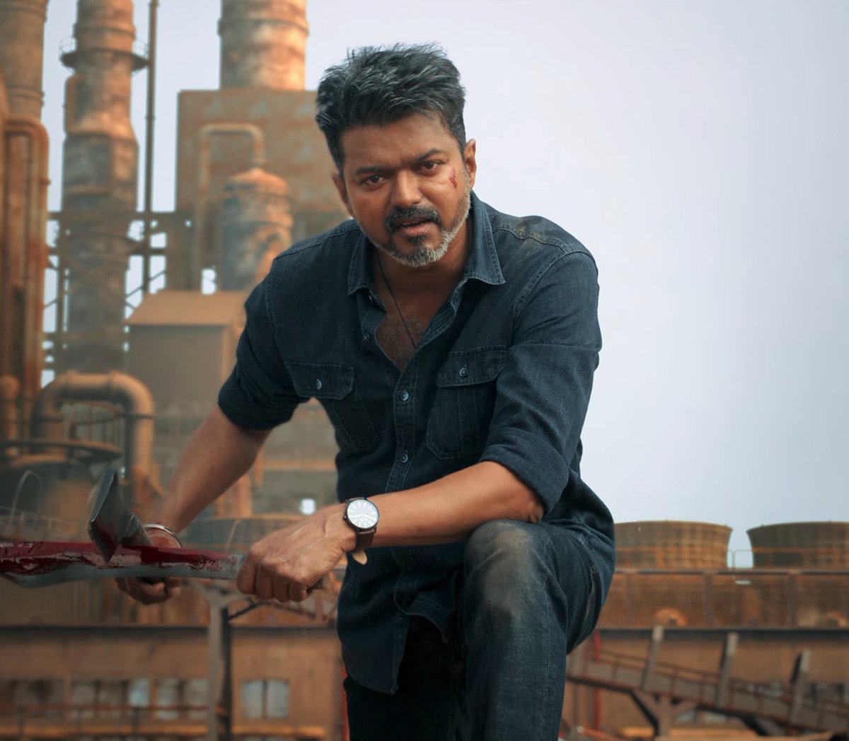rajakumaari's tweet photo. Coming Monday 12/01/2026 — A BIG DAY FOR Thalapathians!! 

•Thalapathy Vijay is heading to Delhi in connection with a Central Bureau of Investigation enquiry.
•The Jananayagan team is set to move the Supreme Court of India seeking justice and clarity.

✊ A crucial moment.
⚖️ The fight moves to the highest level.

#StandWithThalapathy #Jananayagan #JusticeWillPrevail #TVKIANS #12Jan2026