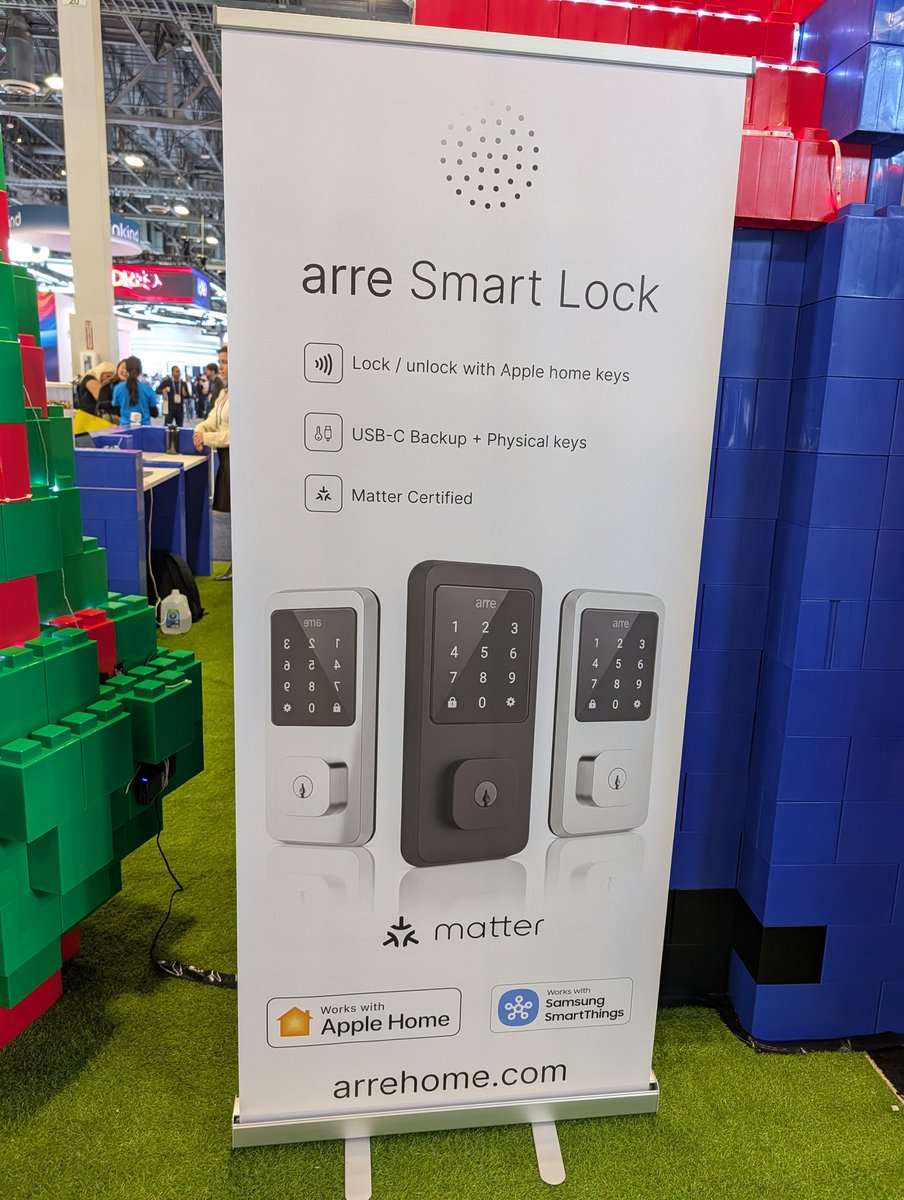 MatterAlphaHome's tweet photo. I found this arre smart button display in a random booth with nobody seemingly attending - anyone have more information on these multi-color Thread based options? @arrehomellc #ces2026 #smarthome https://t.co/VjEvGUeAw6