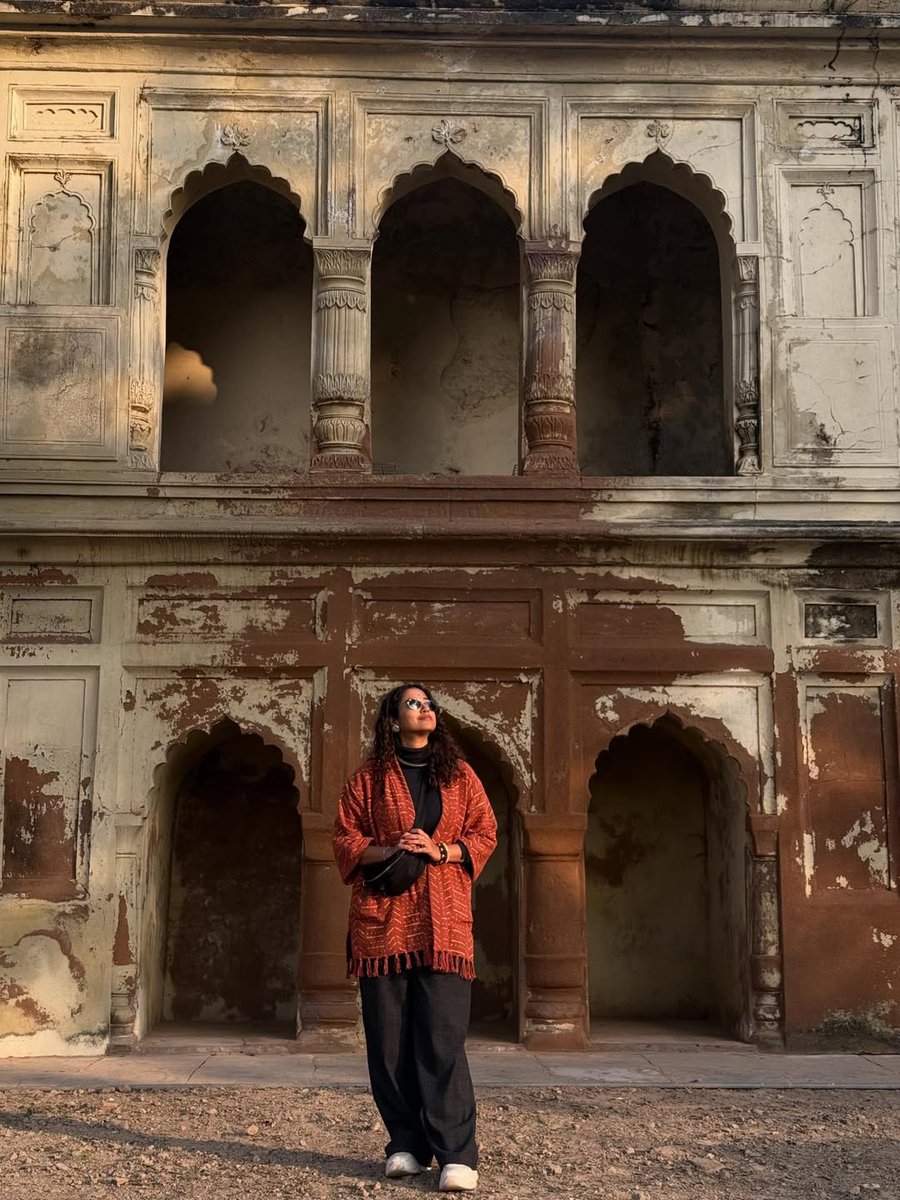 Calcutta_Times's tweet photo. Sohini Sarkar shares glimpses from her recent vacation, soaking in Lucknow's charm, culture and quiet moments.
#SohiniSarkar #LucknowDiaries #TravelMoments #VacationVibes #CityOfNawabs #WanderMood #CTSpotlight https://t.co/fWWNElJrrV