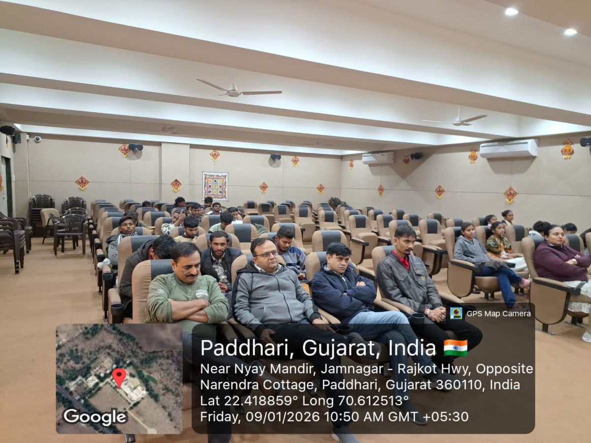 GACCPADDHARI12's tweet photo. કવિ શ્રી દાદ સરકારી વિનયન અને વાણીજ્ય કોલેજ ,પડધરી ખાતે તારીખ: ૦૯/૦૧/૨૦૨૬ના રોજ બાળલગ્ન અને સાયબર ફ્રોડ અંગે કાનૂની જાગૃતિનો સેમીનાર રાખવામાં આવ્યો હતો. https://t.co/qQLNe2sYlF
