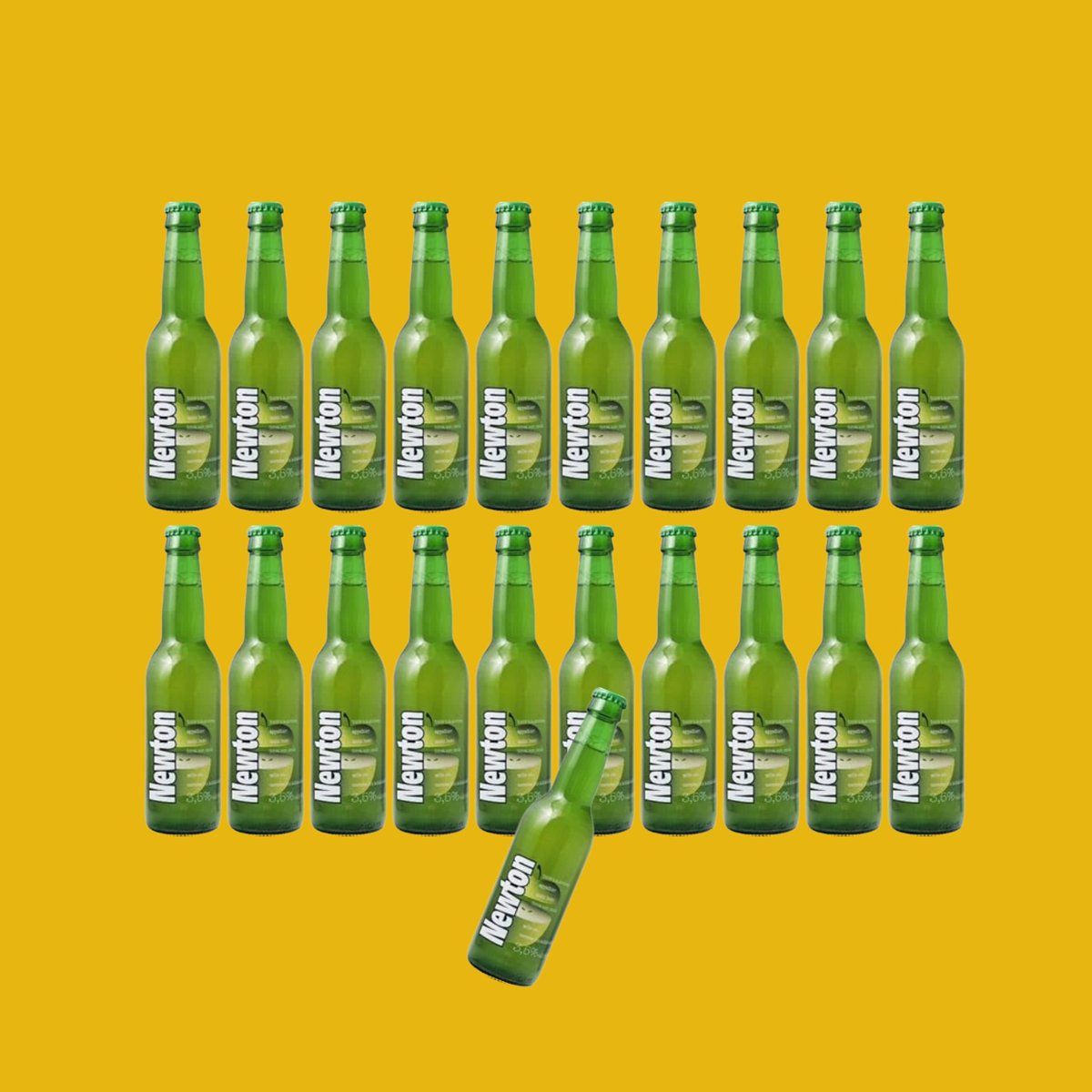 greenappletokyo's tweet photo. 本日からです🍏
お誘い合わせの上ぜひ遊びに来てください！

1/10(土)・1/11(日)・1/12(月・祝)
【グリーンアップル21周年記念のバー営業】

🌟DJブース無料開放
🌟ファーストドリンクご注文時おつまみスナック進呈
🌟グリーンアップル系ドリンク特価販売
🌟中古CD大量放出
🌟あげますコーナー拡充

OPEN 18:00

📩お問い合わせ
greenapplekoenjitokyo@gmail.com