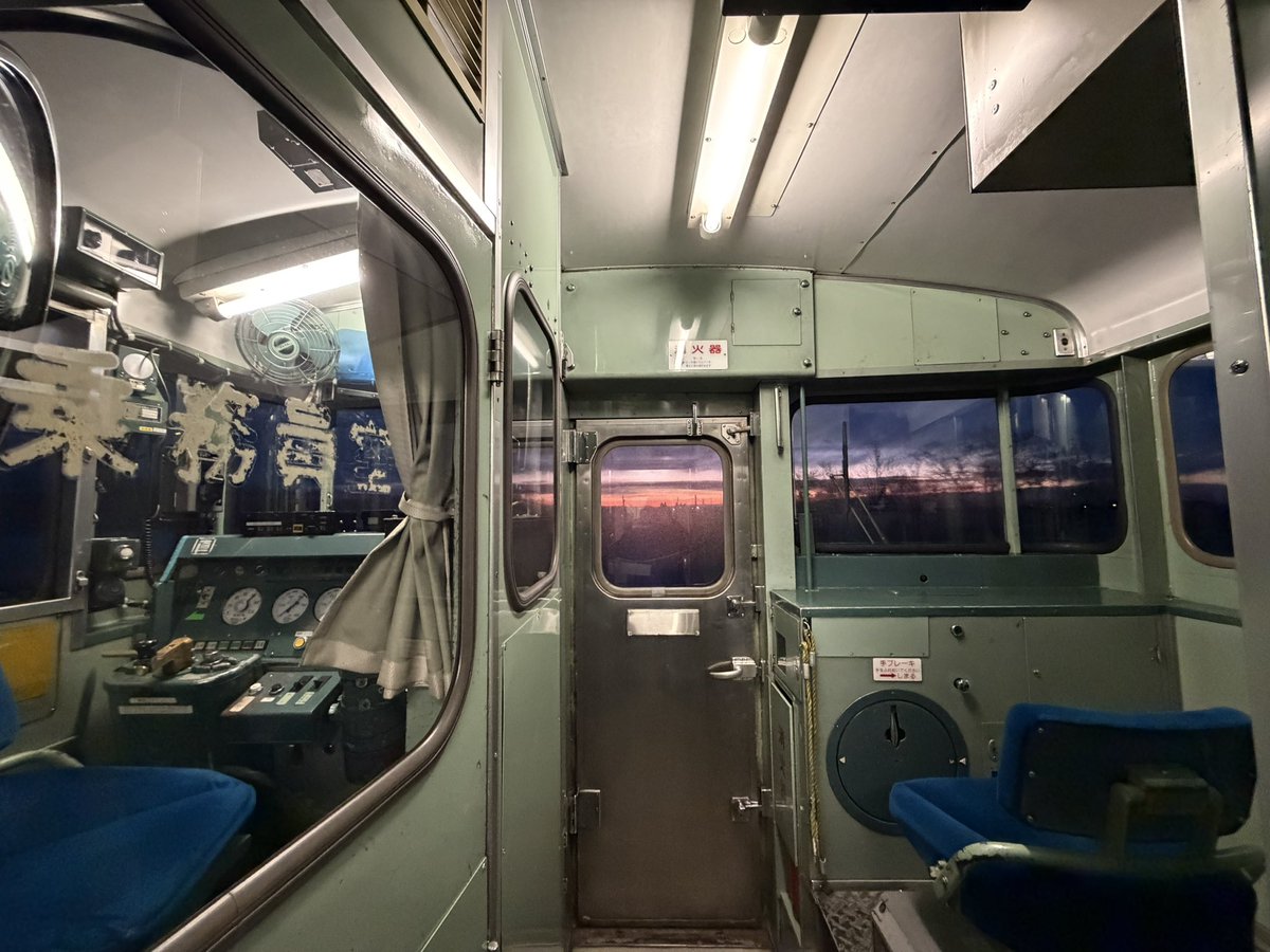 西根室 tweet media