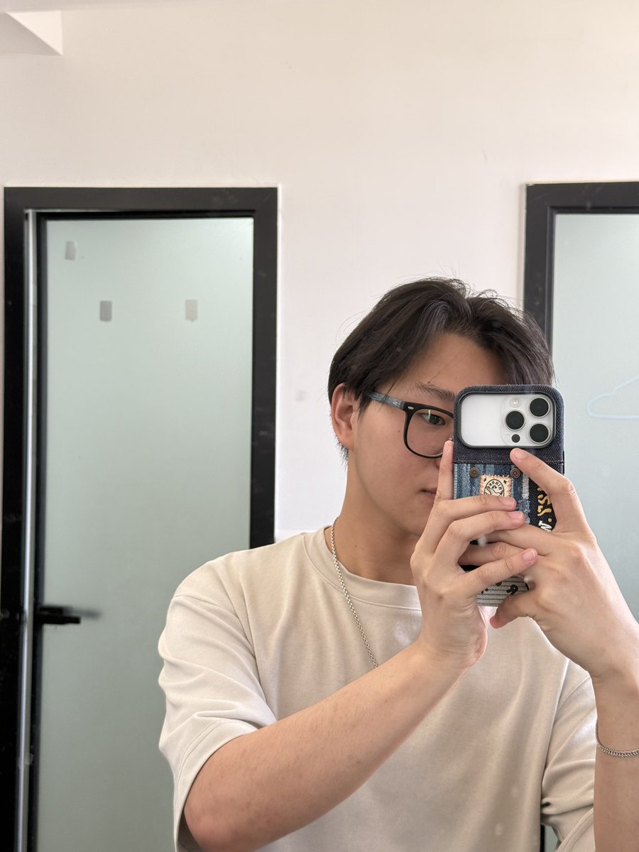 Partofstev's tweet image. Menurut kalian cinta sepenuh nya itu salah kah?