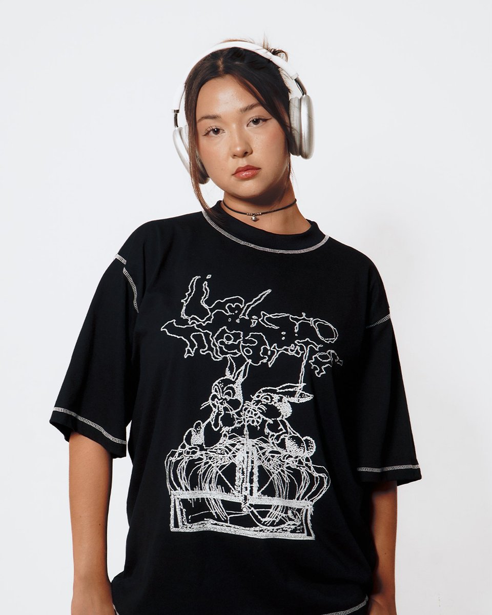 vidaswara's tweet photo. 𖦹 ׂ 𓈒🐇 ೀ  buy now ⤵ die later via dm
↪️ pre-order thru: +62 877-8714-5155
[IDR. 220.000 valid until 23 january] https://t.co/F34UVyG4qd