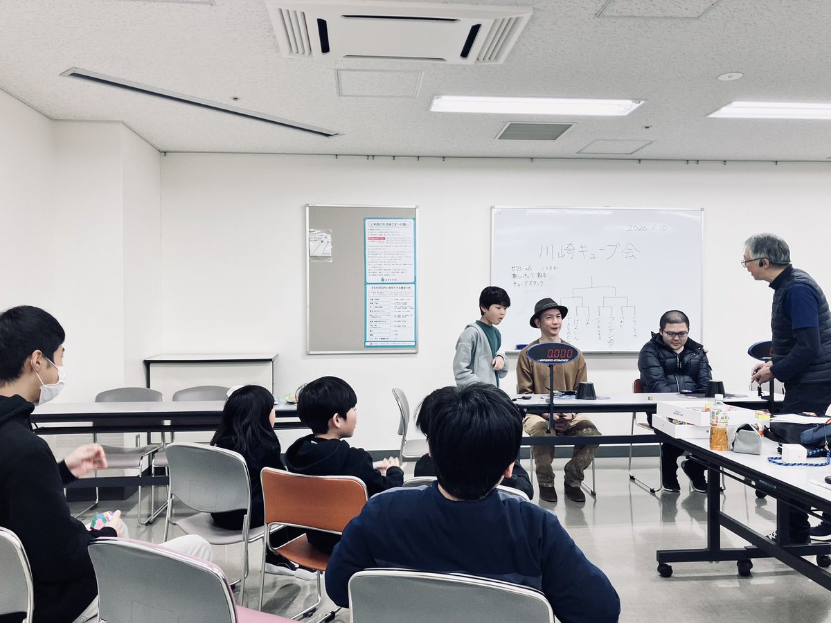 ebucube_jpn's tweet photo. 川崎キューブ会行ってきましたー✨キューブスタック脳みそフル回転笑　いろんなゲーム楽しかったー✨後半調子にのって反省🍷✨🤲来週の18日(日)は湘南キューブサークルにお邪魔します🥹✨川﨑キューブ会（@kawasakicube）湘南キューブサークル（@shonancubecircl） https://t.co/Ri5ovB4r9a