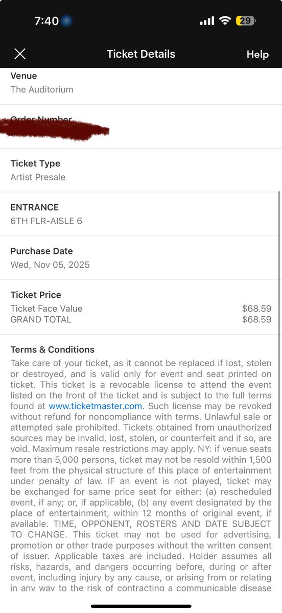 Sn3akerB3ast's tweet photo. @staarcaats @aryanna__n i got a pair, 2 ppl cancelled on me! Just asking presale price!! https://t.co/4qoMkarPMu