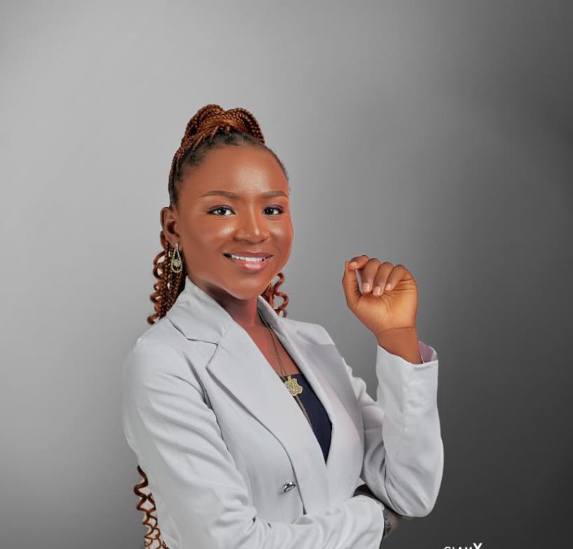 THE_LEGALDIVA's tweet photo. Let me reintroduce myself on this space, because I'm fully backโจ
I am Chimhurumnanya Divinefavour Benjamin a 200 level law student of Nnamdi Azikiwe University, Awka, a graphic designer, IT GRC Expert and Creator of #diaryofalawstudent. Let's connect โบ๏ธ
โ๏ธTHE LEGAL DIVA. https://t.co/AvCQbmHo2I