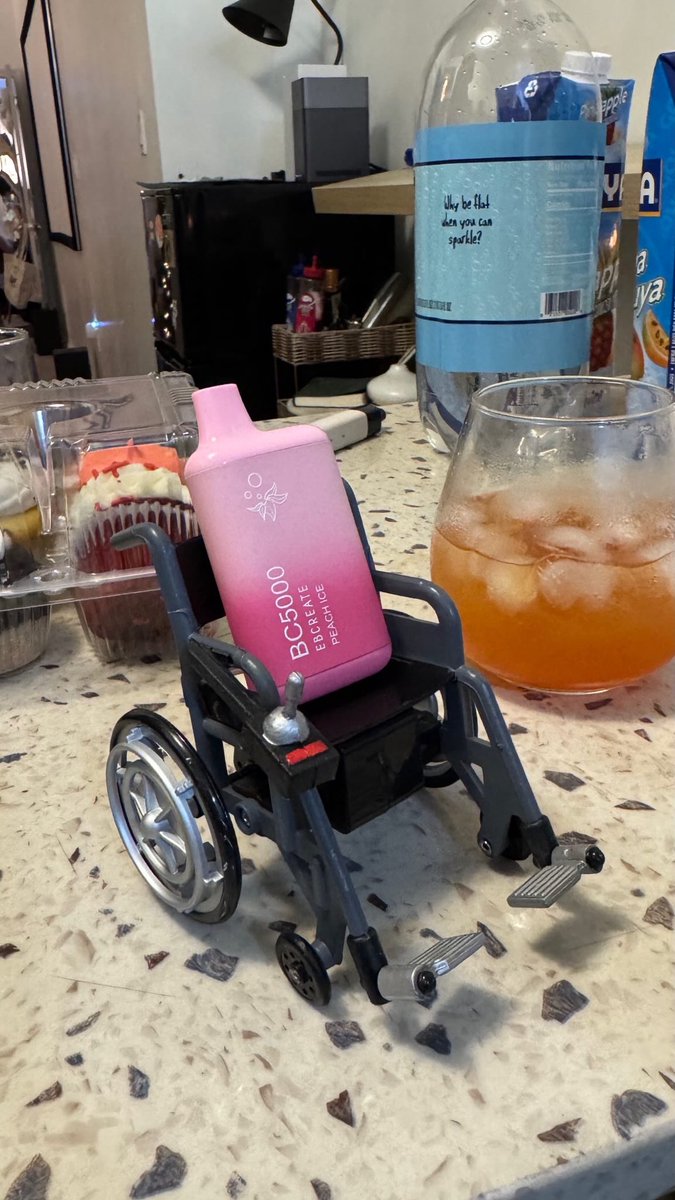 pepperclanton's tweet image. 