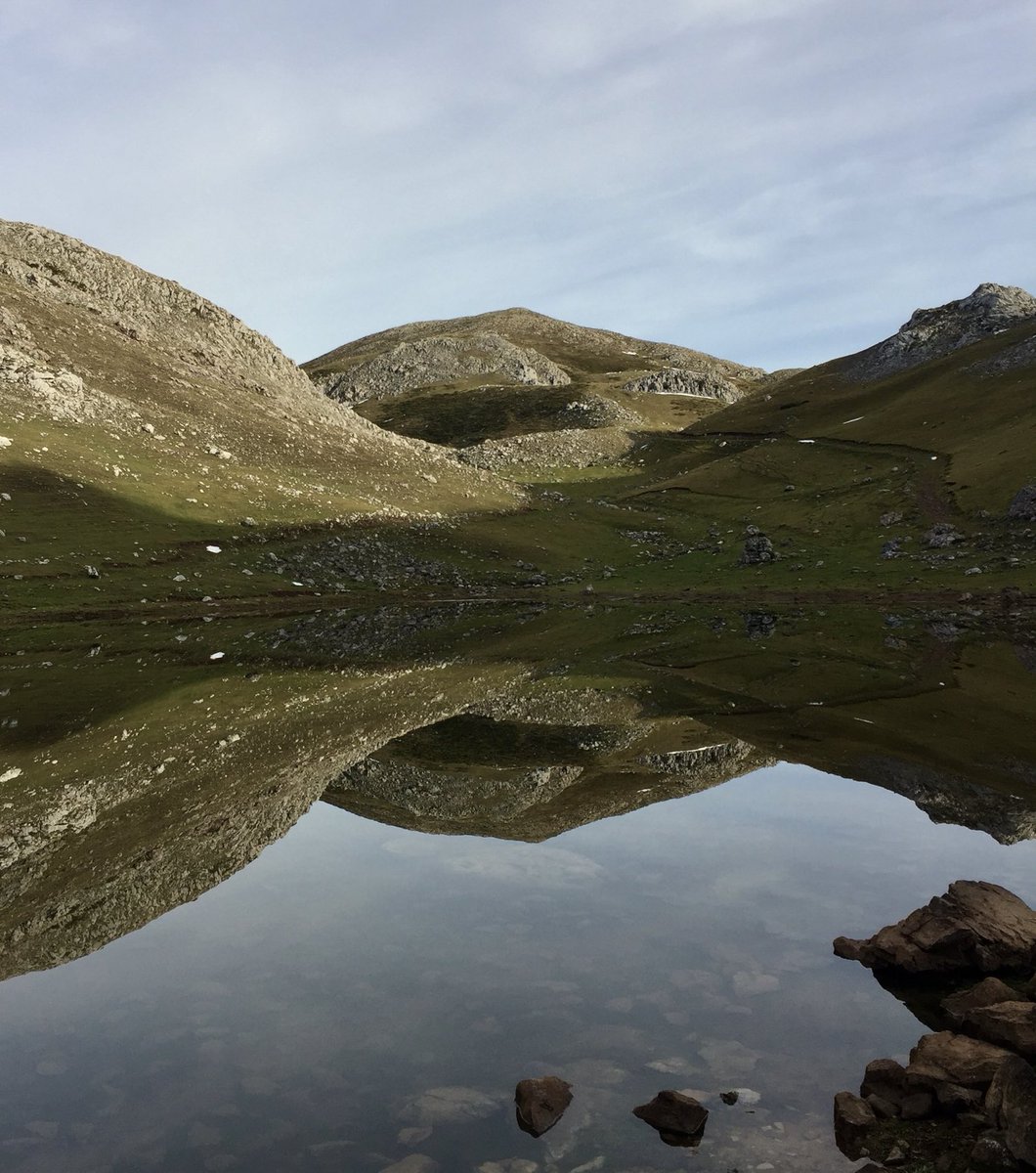 lamontanaqueveo's tweet photo. ⛰️Día 10 año 2026⛰️

"Ni el tiempo, ni la distancia, ni los obstáculos borran los sueños que provienen del corazón."

#Montaña #PuraVida #Asturias https://t.co/28qq2Je0p1