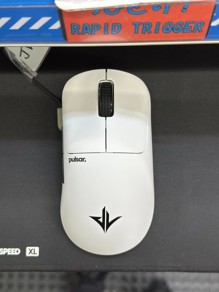 2F】 Pulsar Gaming Gears 『[Pro Series] JV-X Medium Gaming Mouse