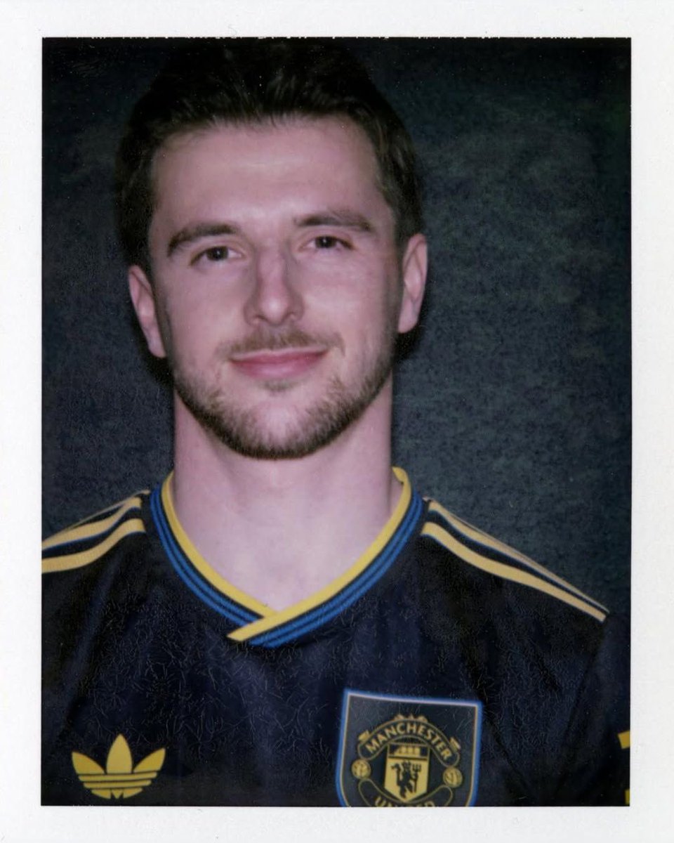 yythisyy1207's tweet image. Happy 27th Birthday to Mason Mount 🎉 🏴󠁧󠁢󠁥󠁮󠁧󠁿 ขอให้ปีนี้เป็นปีที่ดีของแกนะ ขอให้แกมีความสุขเสมอ และยิ้มได้ในทุกๆวัน สุขภาพแข็งแรงกลับมาฟิตลงสนามให้ได้ไวๆ กลับมาเป็นส่วนสำคัญสำหรับทีม จะคอยเชียร์อัพแกเสมอ แกเก่งที่สุดสำหรับเราตลอดไป love you my favorite man🫶🏻❤️