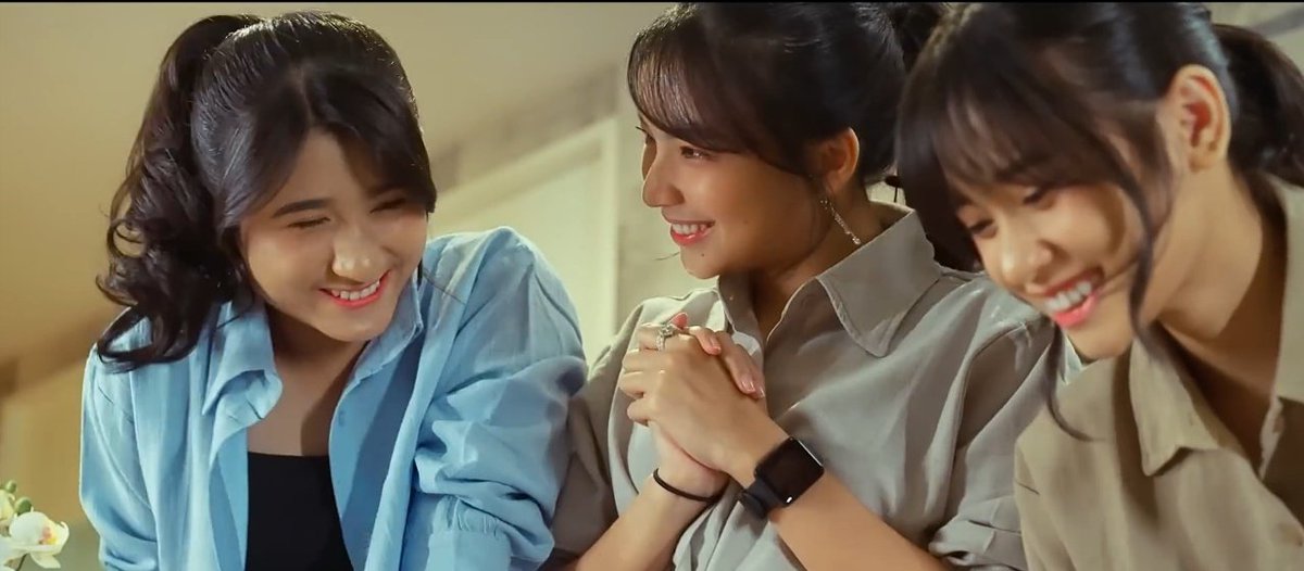 cineveria's tweet photo. The Friendship (2024) https://t.co/wyT8z9iwPP