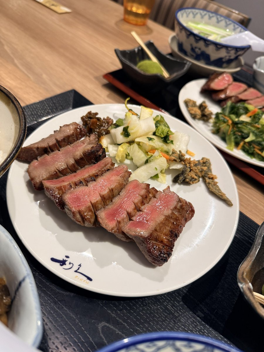 nabo66warine's tweet photo. 三連休は修羅さんと過ごします笑
なあぼうさんが言っていたので、本当に修羅さんはゲ〇なのか！？真実を確かめてみようと思います。（生還出来たらいいな…）

まずは仙台の牛タン極🐮
3日間お世話になります！
よろしくお願いいたします!!🙇🏻‍♂️

@hcZkxpyT9X6nBRq https://t.co/AuOuI8urhE