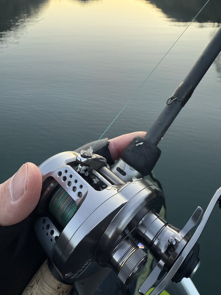 Johnny4dozen's tweet photo. 相模湖で12/30釣り納め・1/9釣り初めしてきた。冬の相模湖は初めてだけど、そもそもいつ行ってもうまく釣れないからボウズでもダメージ少ない笑 https://t.co/eRI2HI0GQ0