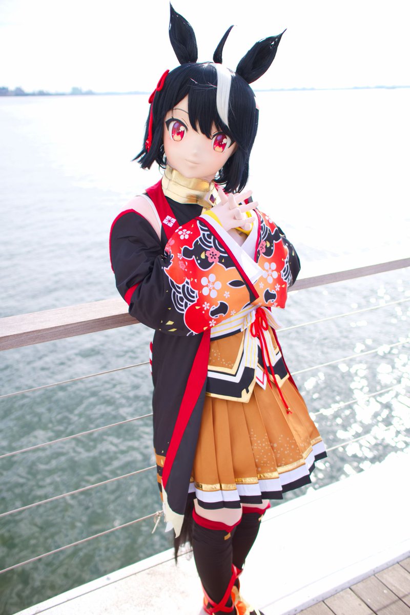 おっはよーございます！ 土曜日、朝からよく晴れて、気持ち良いです