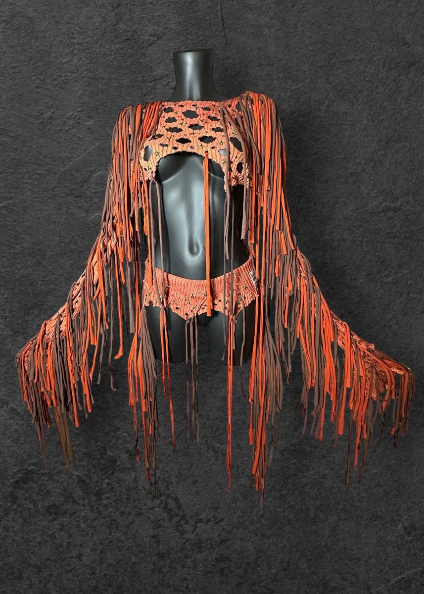 typicaljayni's tweet photo. January SALE on ready to ship Wasteland sets! 

£35 off! Reduced to £150!

Grab yourself something for the festival season! 

https://t.co/P3WbjlCVOT https://t.co/WG5nKKESFd
