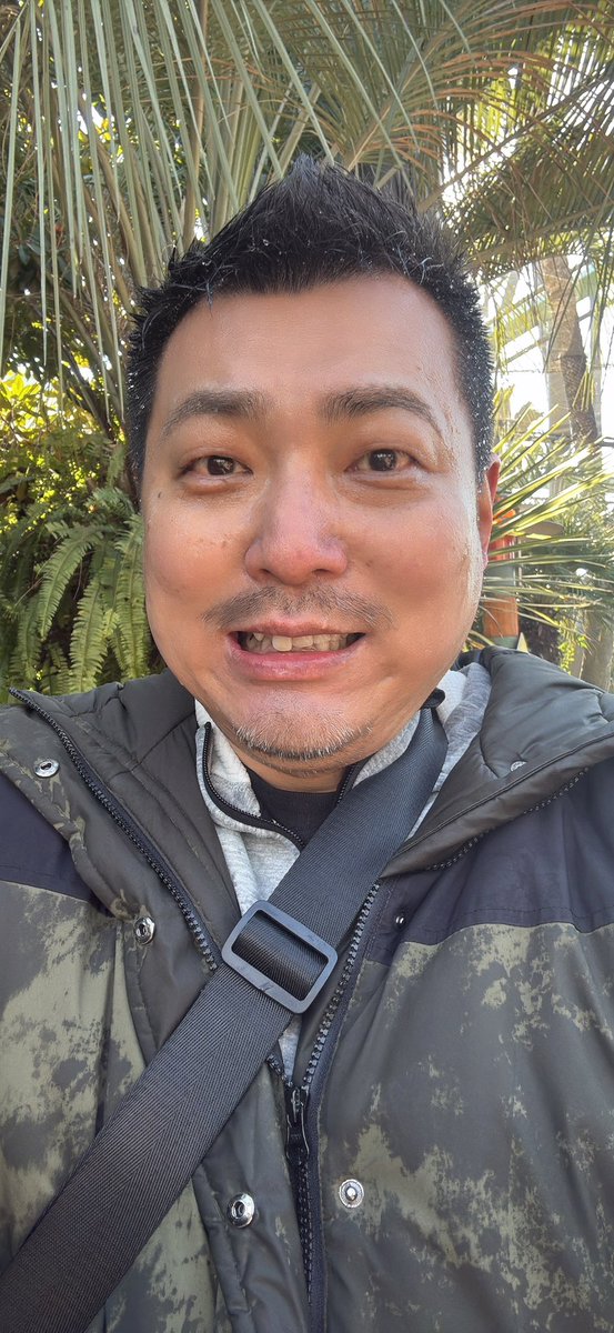 MSZ006PMX003's tweet photo. ジュラシックパークってもしかして一番後ろが一番水かかる？（笑） https://t.co/78nk5vG5wv