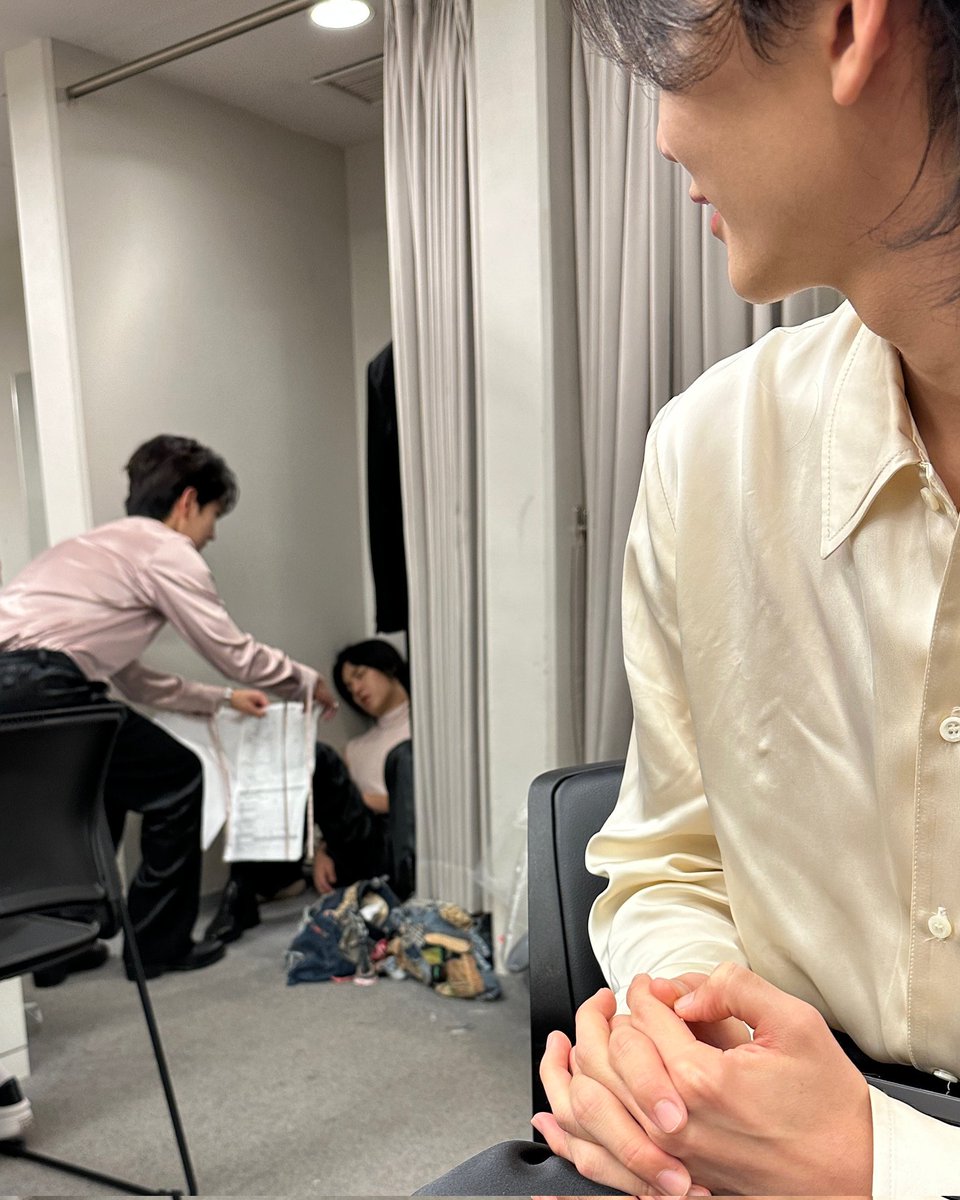 gyushuabite's tweet photo. 🐯: "there's no one that takes care of mingyu like shua hyung does"
 
2018                                            2023 https://t.co/BSqSC8CUzZ