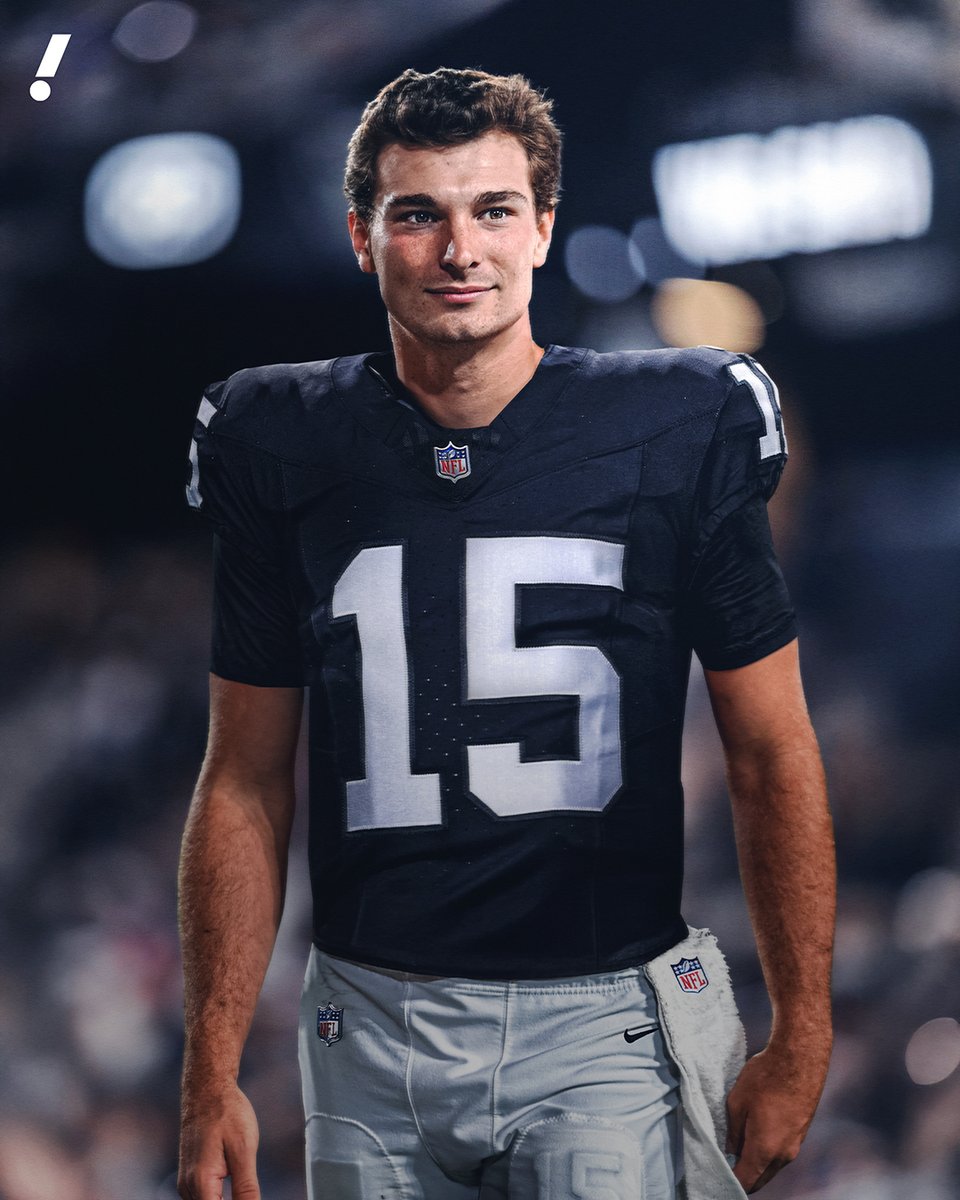 YahooSports's tweet image. 😎