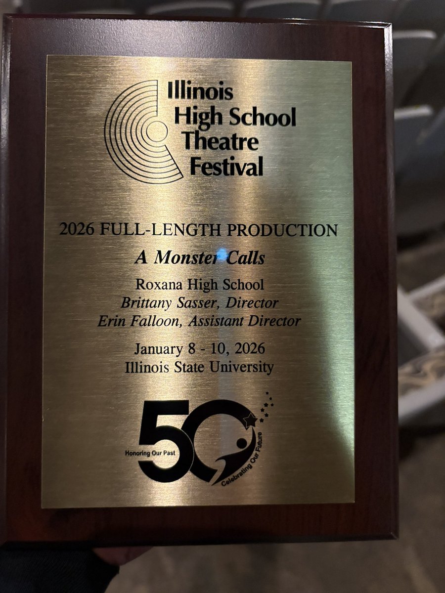 RHS_Shells's tweet photo. Great night for the cast &amp; crew of “A Monster Calls”! A standing ovation and some well-deserved recognition from The Illinois High School Theatre Festival at ISU! #GoShells #RoxanaProud #ShellPride #AboveTheLine 🔱 https://t.co/LCW8K31xvq