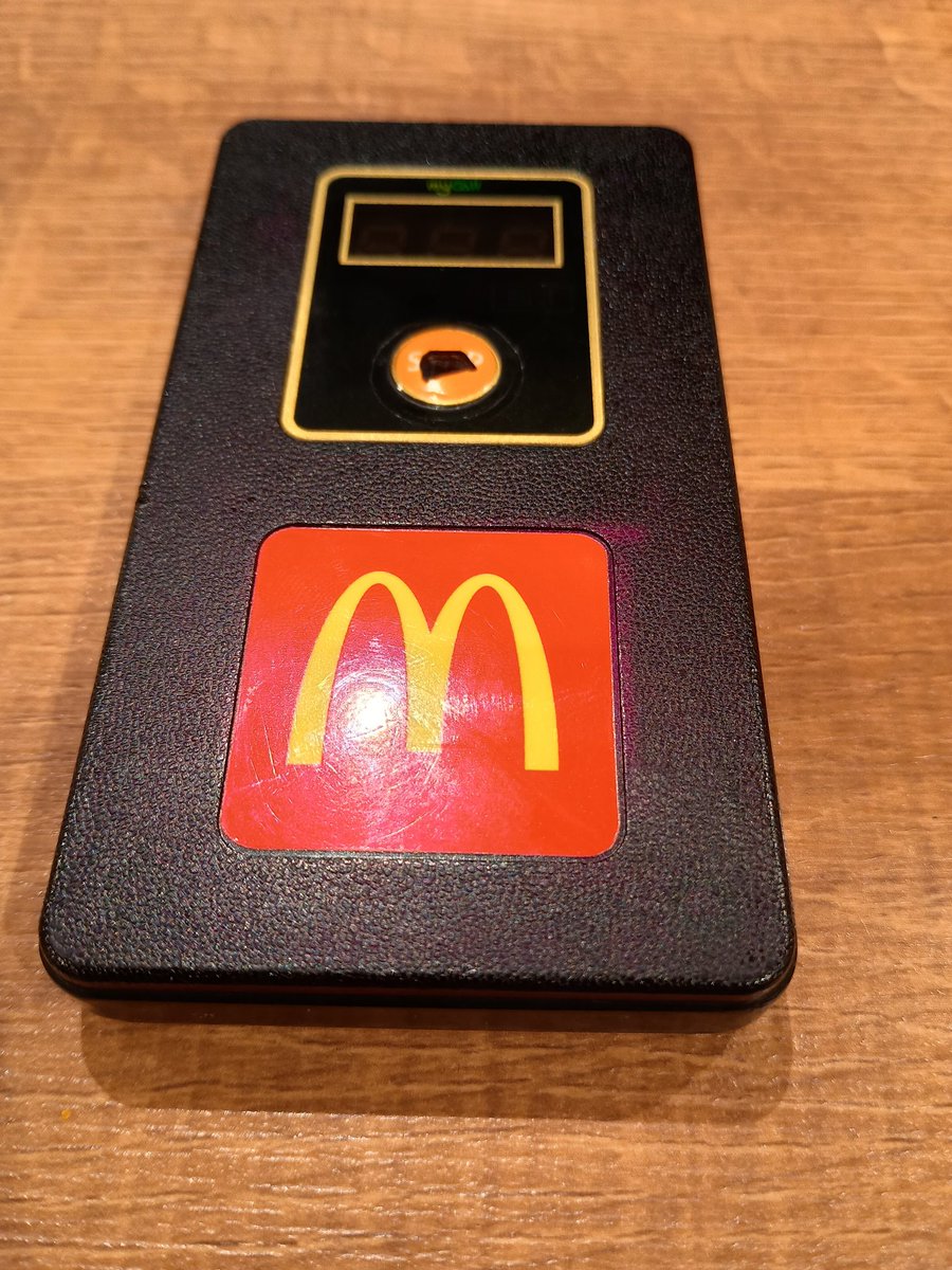 cosmos_1234's tweet photo. マックってこゆのあるんだ https://t.co/HfuFQYYtDm
