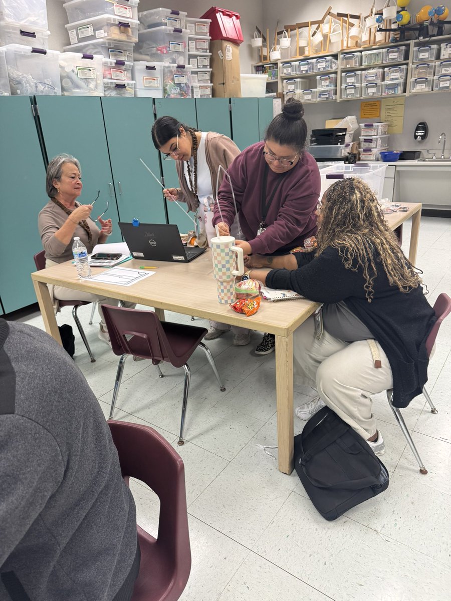 Collins Elementary tweet media