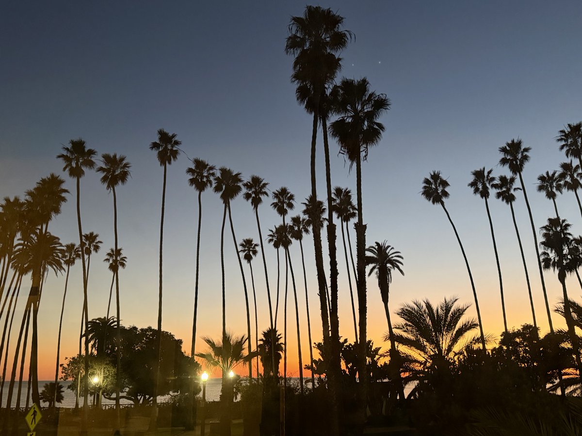 Friday Evening at 5:33 p.m
After Sunset view from glass window 
ocean Ave,Santa Monica