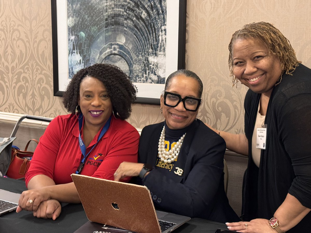 MhatoBustos's tweet photo. Our very own @MentorTeacher4 kicked off the MSEA NBCT Jumpstart! @OPLLpgcps@pgcpsnbct1
@NBPTS #MOC #PGCPSProud https://t.co/CqESliiqTb