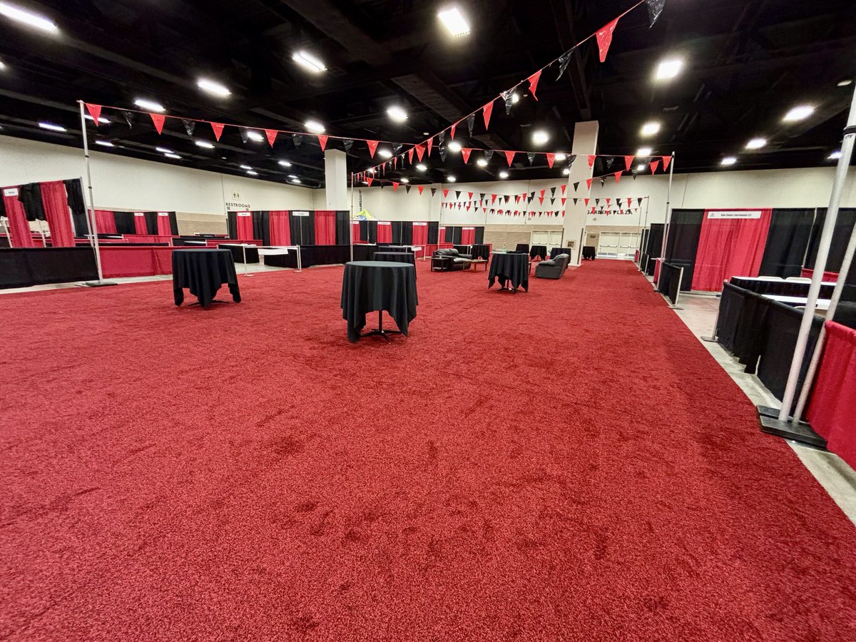 GHDSES's tweet photo. Can neither confirm nor deny that the color selection for the annual #TAFE convention had an ulterior motive. 
#WreckEm #LetsGoMatadors #upthedors https://t.co/uG1qYTXhM6