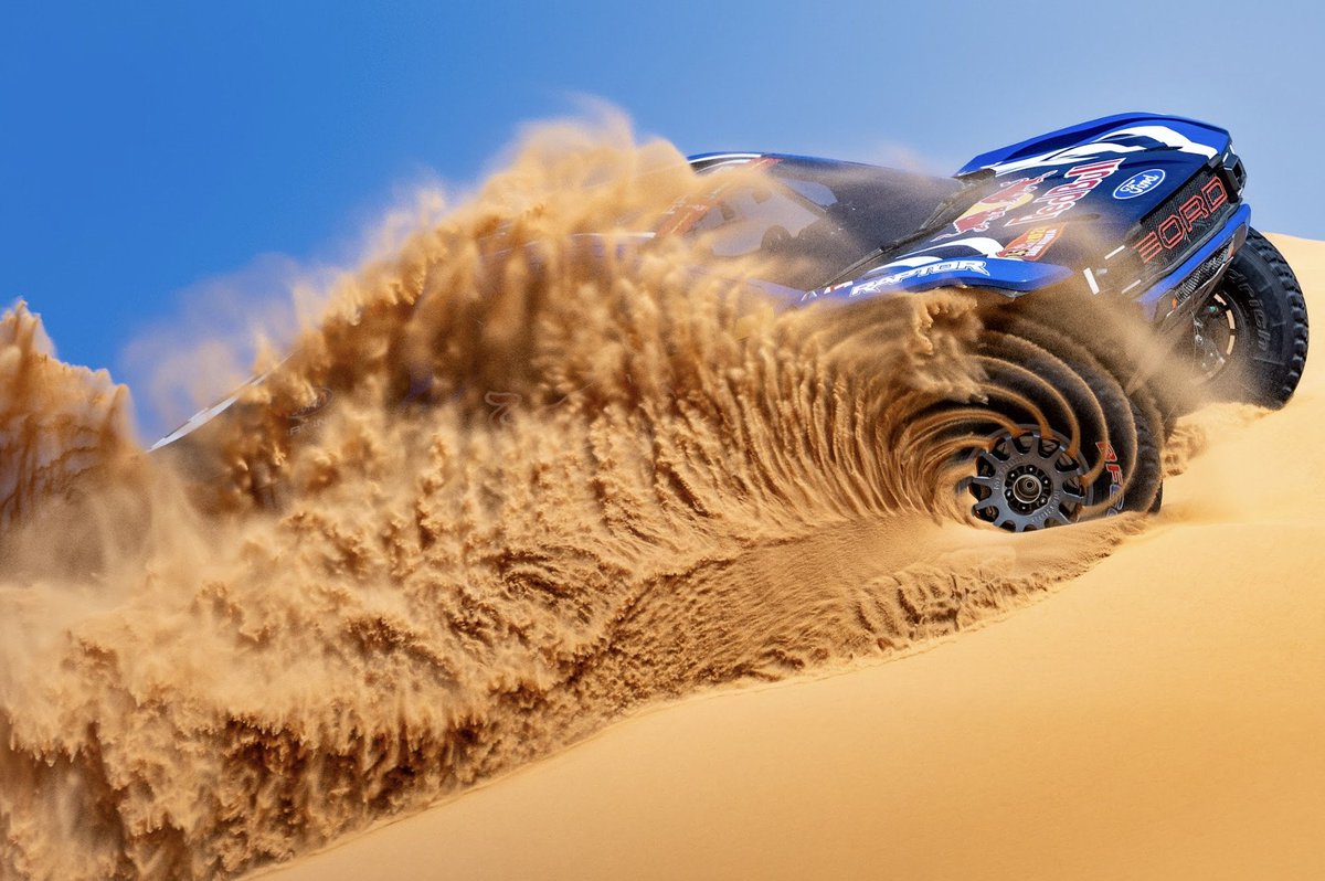SpeedSportLife's tweet image. These photos from @FordRacing at Dakar are some of the best action shots I've ever seen. Incredible.
