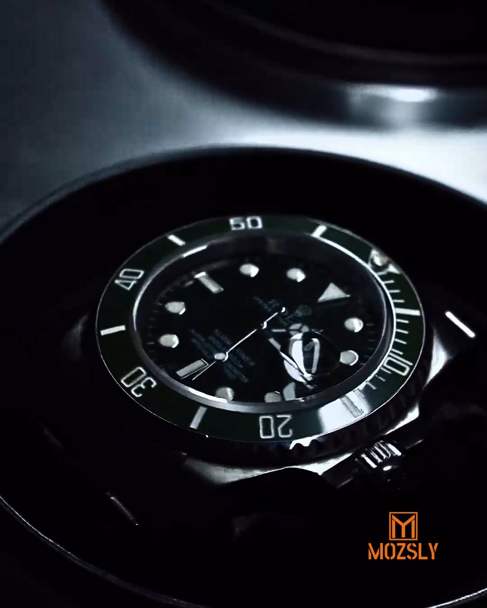 mozsly51388's tweet image. Your time deserves better.
Protect it, display it, and keep it running—beautifully.
More at 🔗 Link in bio
#Mozsly #WatchWinder #AutomaticWatch #WatchCollection #WatchCollector #TimepieceAddict #WatchDisplay #DailyCarry #ModernLuxury #MenWithStyle #WatchFam #LuxuryLifestyle