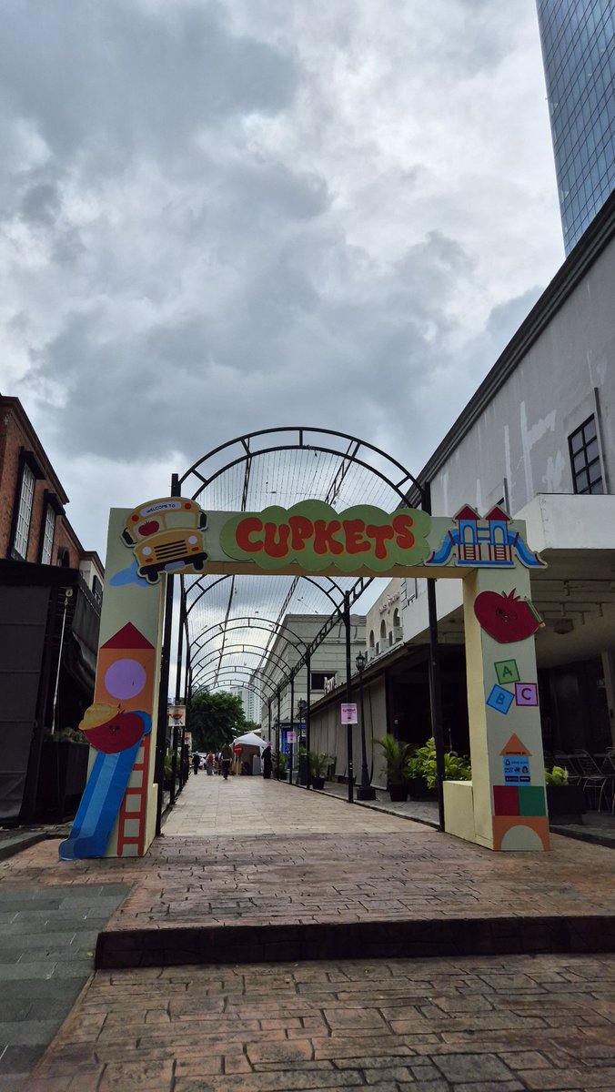 twenty345_id's tweet photo. Yukkk jastip cupkets yuu
Boleh join grup wa jg yaa. Aku bakal live shopping d grup 🛍😋
https://t.co/Vq4r5X5NBO https://t.co/lIdf9rAUfX
