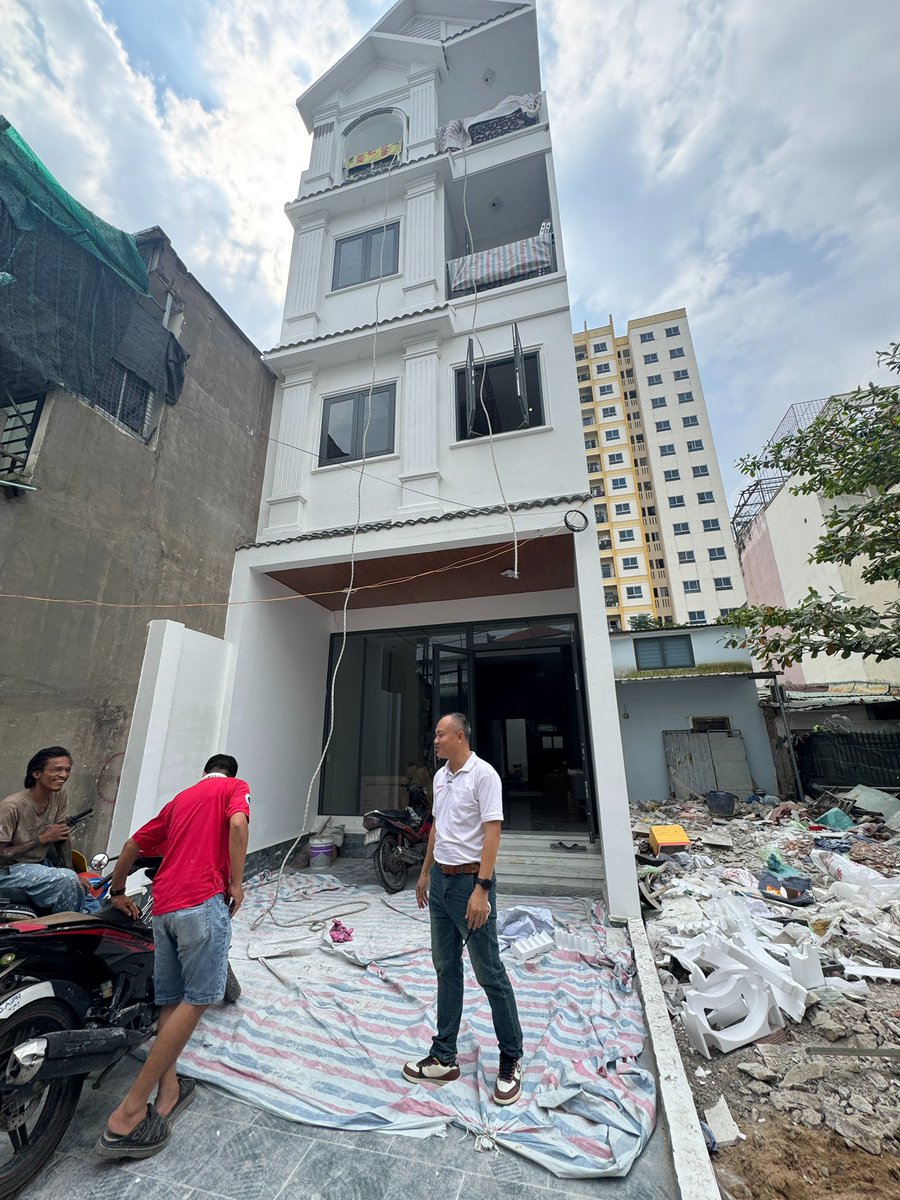 cuasaigon's tweet photo. Cửa nhựa composite có ô kính dùng làm cho công trình văn phòng, bệnh viện 
#lamsaigondoor #saigondoor #cuanhuacomposite #cuanhuagiago #cuaphongngu #cuanhavesinh #cuaphongtam https://t.co/P3uHLUoTs2