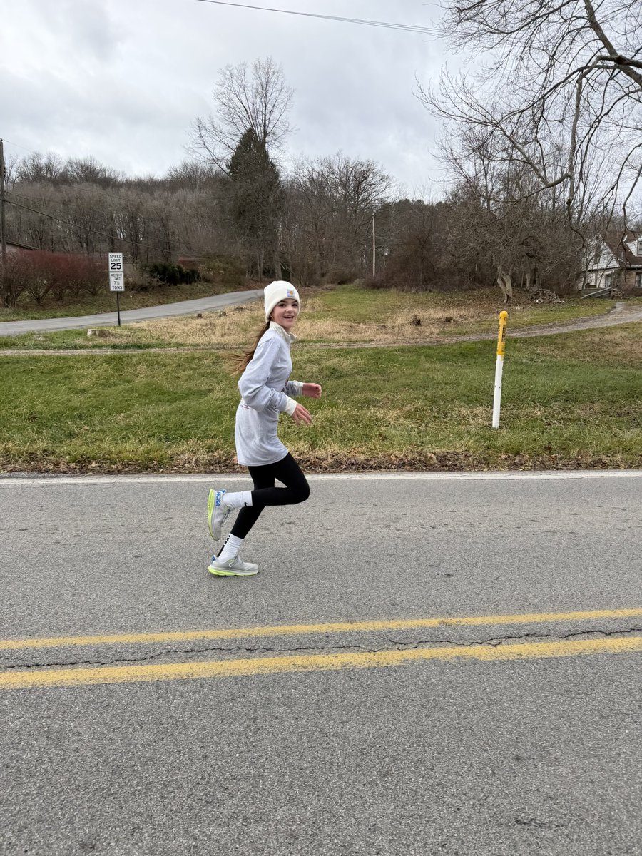 ReeseAnders17's tweet photo. Ice Cold 10K Turkey Trot Thanksgiving Morn🦃 https://t.co/4IX9fy09oh