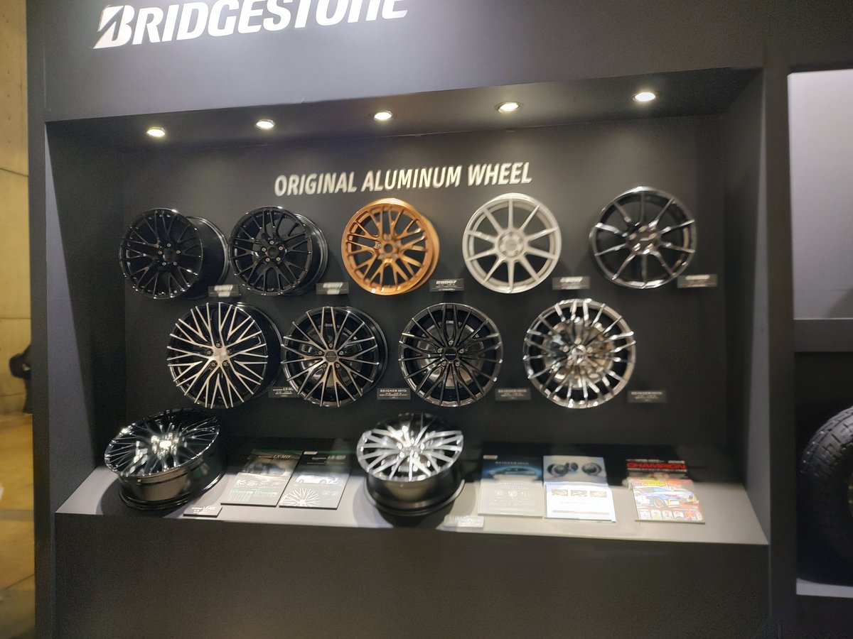ZN8_Chaser's tweet image. #bridgestoneAutoSalon 
#RE71RZ