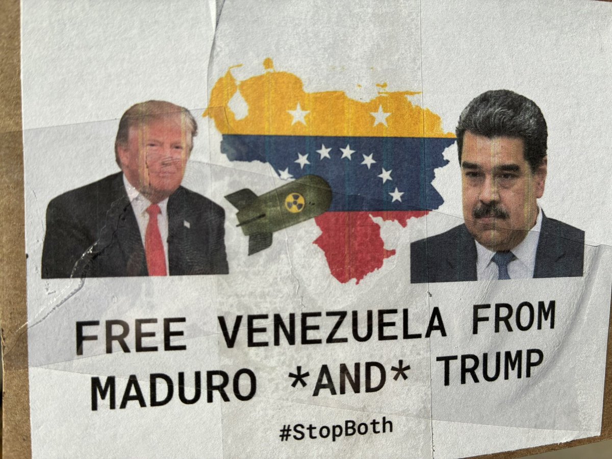 NigitTuxie's tweet photo. #StopBoth https://t.co/GkXnKP4exj