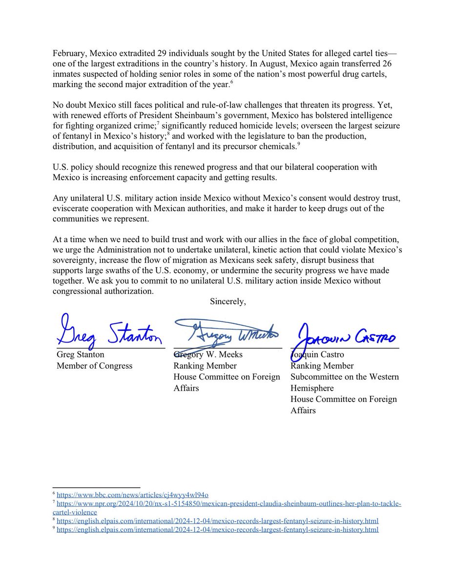 VOMexico's tweet photo. #MexicoUS 🇲🇽🇺🇸 U.S lawmakers send a latter to Secretary of State, Marco Rubio warning that “any unilateral military action would be disastrous” and “would destroy trust, eviscerate cooperation with Mexican authorities…”

Source: https://t.co/SB2AodvacM https://t.co/iVUWVK53Cn