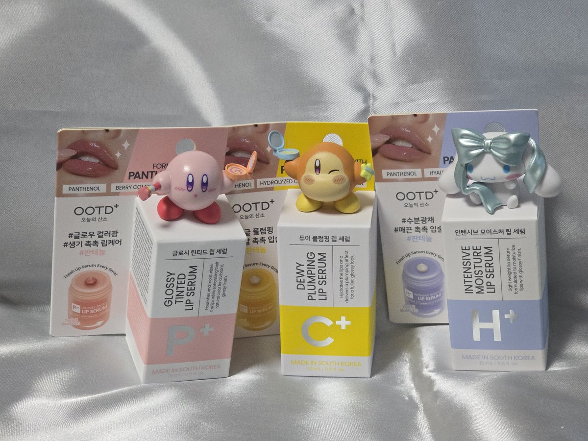 #협찬 (단순선물) <a href="/OOTDBEAUTY/">#OOTD BEAUTY OFFICIAL</a> 

오오티디에서 선물을 보내주셨어요..⸝⸝ʚ̴̶̷̆ ̯ʚ̴̶̷̆⸝⸝ 
무려 신제품을..ㅠ 누추한 제가 이런걸 받아도될지 아직도 얼떨떨해요..
뭘 좋아할지 몰라서 다 보내봤어 같은 느낌.

🩷 오오티디 글로시 틴트 립 세럼
💛 오오티디 듀이 플럼핑 립 세럼
🩵 오오티디